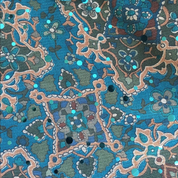 Turquoise patterned tank - Picture 3 of 5